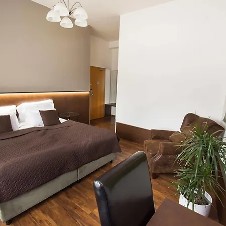 Irida Hotel