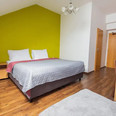 Hotel Irida 3*